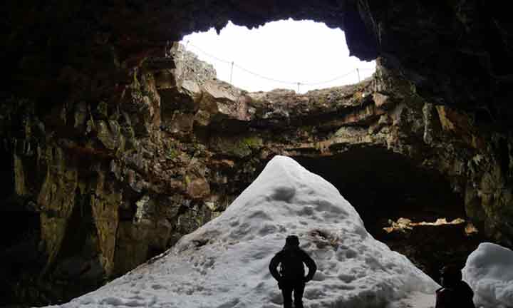 The-Hundred-Caves-of-Yoshimi